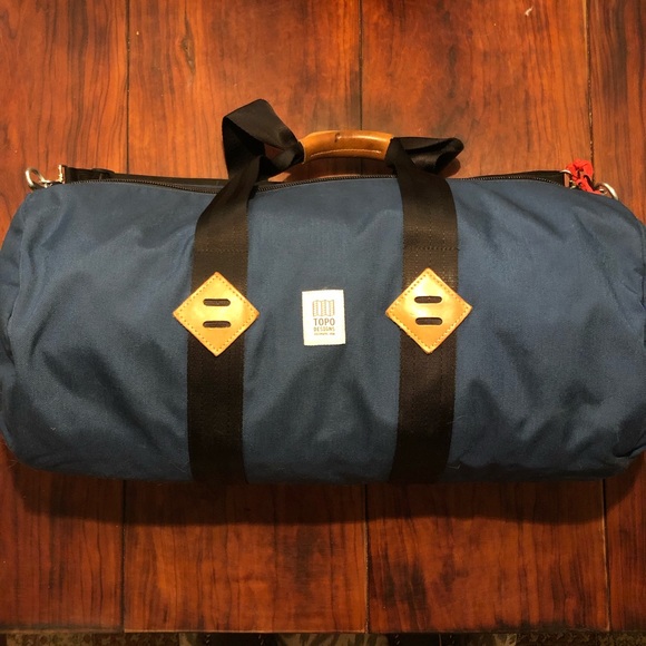 topo designs gym bag